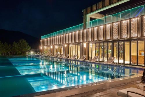 Swimming pool, Amber Pure Hill Hotels & Resorts Jeju in Halla Mountain National Park Swimming pool, Amber Pure Hill Hotels & Resorts Jeju in Halla Mountain National Park