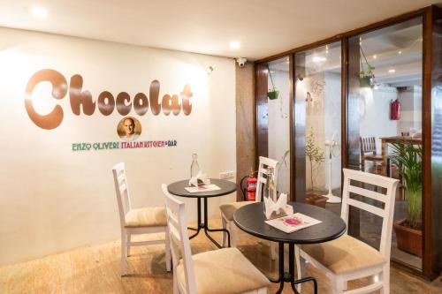 Restaurant, CHOCOLAT HOUSE near Max Muller Bhavan Restaurant, CHOCOLAT HOUSE near Max Muller Bhavan
