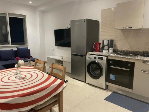 Chic apartment islan in 알 모하마디 Chic apartment islan in 알 모하마디