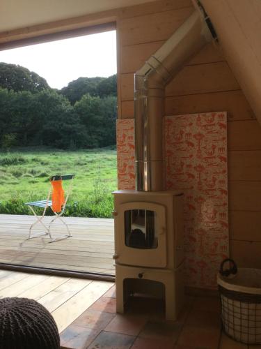 Aframe Tiny Home SILVA with private hot tub in Cowes South and Northwood Aframe Tiny Home SILVA with private hot tub in Cowes South and Northwood