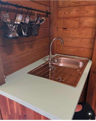 кухня, La kaz à pépés, charmant logement avec piscine (La kaz a pepes, charmant logement avec piscine) in Lamentin кухня, La kaz à pépés, charmant logement avec piscine (La kaz a pepes, charmant logement avec piscine) in Lamentin