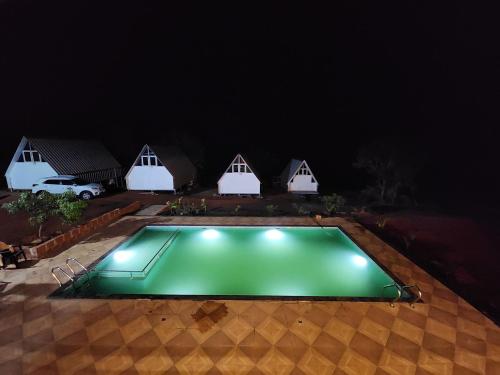 مسبح, Nirved Retreat Resort - A Backwater Forest Peaceful Stay in Bhor, Pune in Old Mahabaleshwar مسبح, Nirved Retreat Resort - A Backwater Forest Peaceful Stay in Bhor, Pune in Old Mahabaleshwar