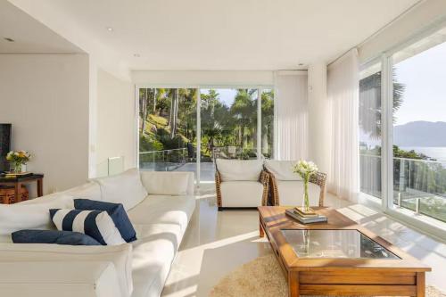 Casa com vista para o mar em Ilha Bela in Praia da Siriuba Casa com vista para o mar em Ilha Bela in Praia da Siriuba