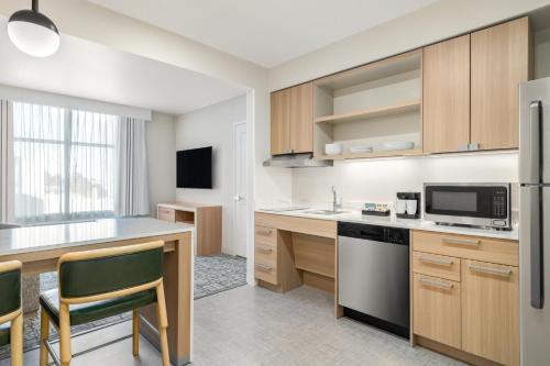 Homewood Suites by Hilton Thornton Denver in Thornton (CO) Homewood Suites by Hilton Thornton Denver in Thornton (CO)