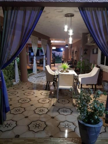 Nana Adu Hotel in Koforidua Nana Adu Hotel in Koforidua