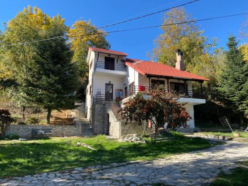 A szálláshely kívülről, To σαλέ της λίμνης 2 (To σαλε της λιμνης 2) in Kalyvia Fylaktis A szálláshely kívülről, To σαλέ της λίμνης 2 (To σαλε της λιμνης 2) in Kalyvia Fylaktis