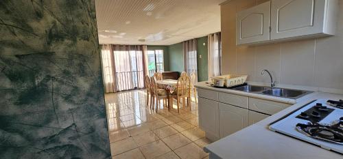 廚房, Stroop's Bliss & Comfort in 拉古恩 廚房, Stroop's Bliss & Comfort in 拉古恩