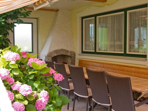 Erkély/terasz, Pension Haus am Wald in Gschwendt Erkély/terasz, Pension Haus am Wald in Gschwendt