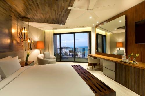 Grand Hyatt Playa Del Carmen Resort in Playa Del Carmen Grand Hyatt Playa Del Carmen Resort in Playa Del Carmen