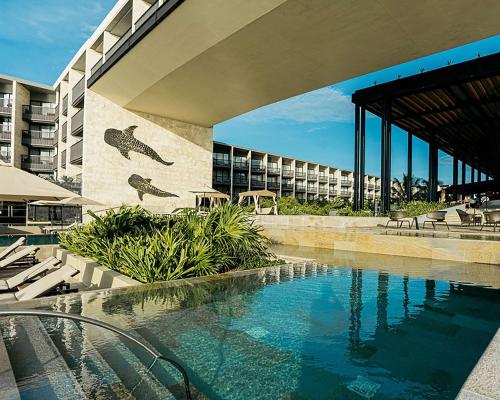 游泳池, 卡门海滩君悦度假村 (Grand Hyatt Playa Del Carmen Resort) in 普拉亚德尔卡曼 游泳池, 卡门海滩君悦度假村 (Grand Hyatt Playa Del Carmen Resort) in 普拉亚德尔卡曼