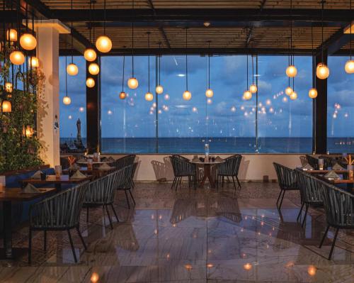 Restaurant, Grand Hyatt Playa Del Carmen Resort in Playa Del Carmen Restaurant, Grand Hyatt Playa Del Carmen Resort in Playa Del Carmen