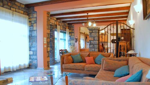 This photo about Giannikaki's Villas shared on HyHotel.com