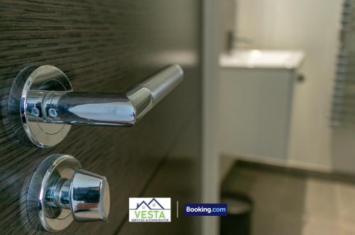 Ванна кімната, Executive Apartment Close to Station in Хетфілд Ванна кімната, Executive Apartment Close to Station in Хетфілд