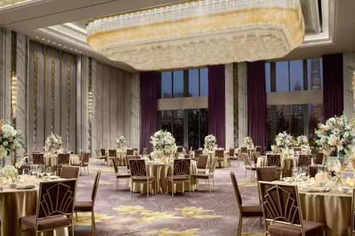 Meeting room / ballrooms, The St. Regis on the Bund, Shanghai near Shanghai Temple Of the Town God (Chenghung Miao) Meeting room / ballrooms, The St. Regis on the Bund, Shanghai near Shanghai Temple Of the Town God (Chenghung Miao)