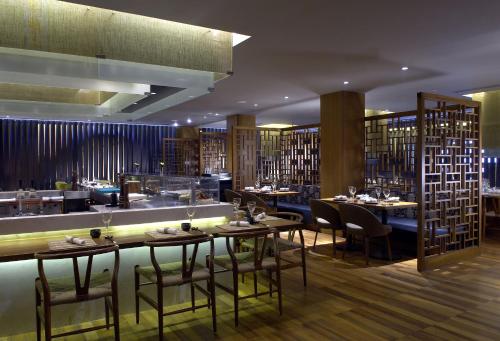 مطعم, فندق ذا بارك كولكاتا (The Park Kolkata Hotel) in Kolkata مطعم, فندق ذا بارك كولكاتا (The Park Kolkata Hotel) in Kolkata