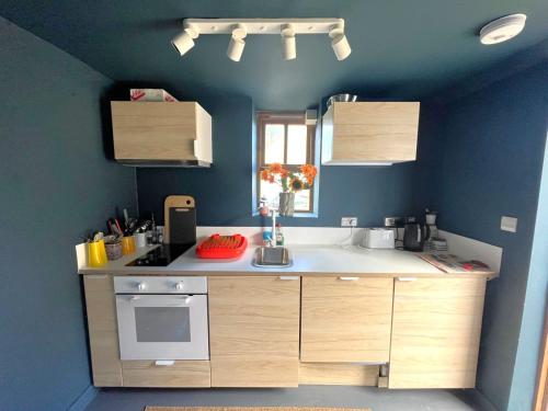 Konyha, Osgo Fach - Moylegrove in Moylgrove Konyha, Osgo Fach - Moylegrove in Moylgrove