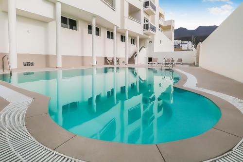 Piscină, Agaete Shine Suites in Agaete Piscină, Agaete Shine Suites in Agaete
