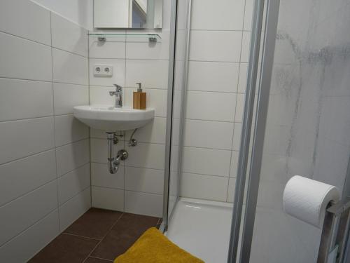 ห้องน้ำ, Hogulu - Haus 1, Appartement 19 in บรันเดนบูร์ก อัน แดร์ ฮาเฟิล ห้องน้ำ, Hogulu - Haus 1, Appartement 19 in บรันเดนบูร์ก อัน แดร์ ฮาเฟิล
