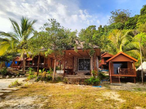 Europe Enchanted Bungalow Koh Rong in Koh Rong Europe Enchanted Bungalow Koh Rong in Koh Rong