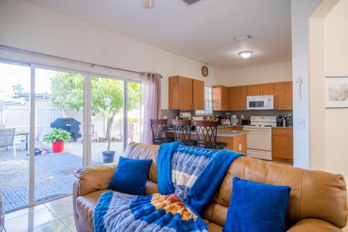 Luxury DreamStay Miami 3BED 2BATH King Suite in South Miami Heights Luxury DreamStay Miami 3BED 2BATH King Suite in South Miami Heights
