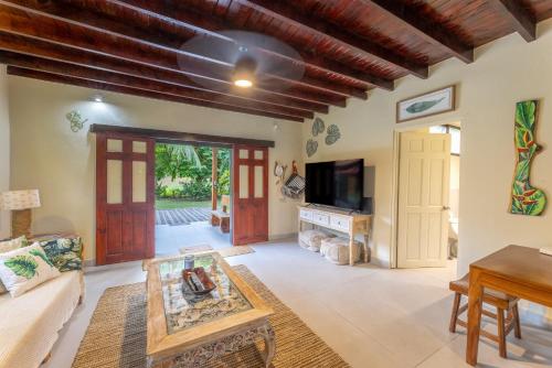 Villa Tenga Paz By Vacation Pura Vida in 埃斯特里約斯埃斯特 Villa Tenga Paz By Vacation Pura Vida in 埃斯特里約斯埃斯特