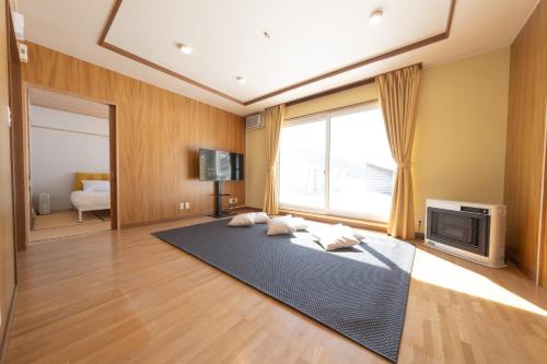 Nhà riêng m² 3 phòng ngủ, 1 phòng tắm riêng ở Yamabe (+C Furano B棟) in Yamabe Nhà riêng m² 3 phòng ngủ, 1 phòng tắm riêng ở Yamabe (+C Furano B棟) in Yamabe