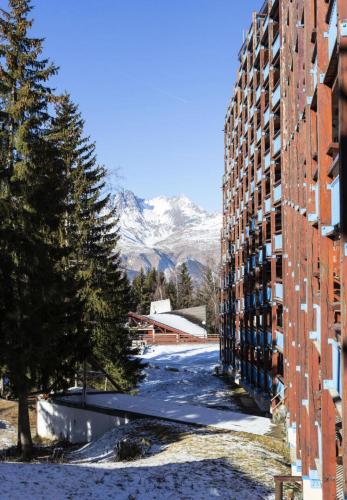 Residence Belles Challes - Studio 4 personnes Belles Challes MAE-7531 in Bourg-Saint-Maurice Residence Belles Challes - Studio 4 personnes Belles Challes MAE-7531 in Bourg-Saint-Maurice