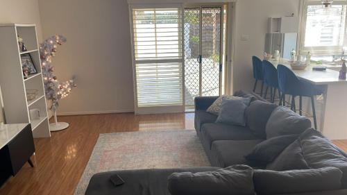Roxy gem payments only accept to me in Roxburgh Park Roxy gem payments only accept to me in Roxburgh Park