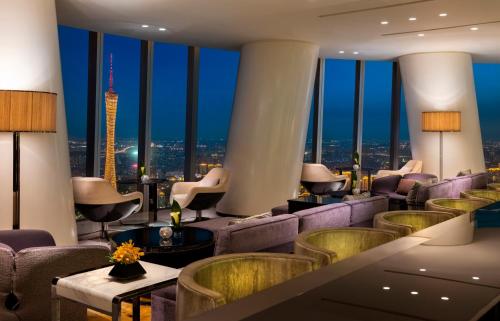 Restaurant, Four Seasons Hotel Guangzhou near Guangzhou Library Restaurant, Four Seasons Hotel Guangzhou near Guangzhou Library