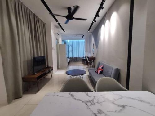 Modern Suite ITCC Manhattan by IGVC in Penampang Modern Suite ITCC Manhattan by IGVC in Penampang