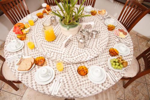 Comida y bebida, Hotel Cabana Suica in Guaratuba Comida y bebida, Hotel Cabana Suica in Guaratuba