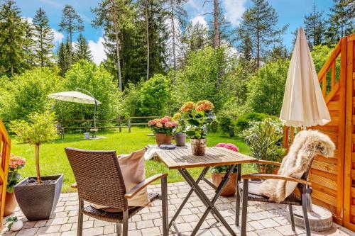 Landhaus Trinis - Kleine Kaffee Tee Theke mit Kühlschrank - Parkplatz (Landhaus Trinis - Kleine Kaffee Tee Theke mit Kuhlschrank - Parkplatz) in كرييوز Landhaus Trinis - Kleine Kaffee Tee Theke mit Kühlschrank - Parkplatz (Landhaus Trinis - Kleine Kaffee Tee Theke mit Kuhlschrank - Parkplatz) in كرييوز