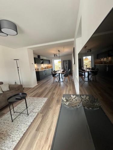 Einrichtungen, Mohla-Suite in Hof (Saale) Einrichtungen, Mohla-Suite in Hof (Saale)