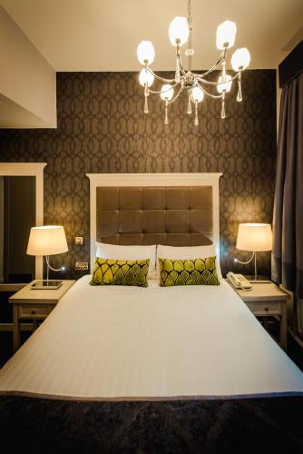 Hotel Isaacs Cork City in แชนดอน Hotel Isaacs Cork City in แชนดอน
