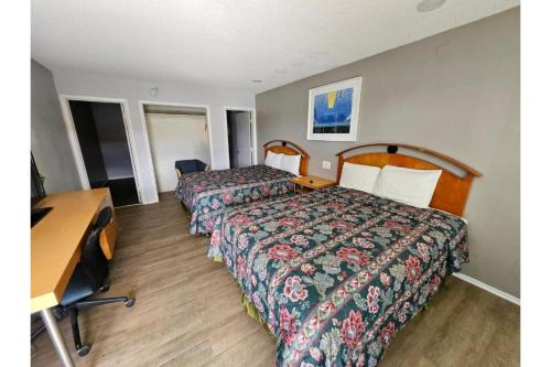 Travel Inn and Suites in Ridgecrest Travel Inn and Suites in Ridgecrest
