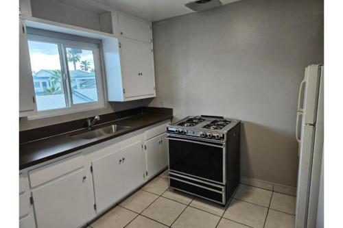 廚房, 旅行套房酒店 (Travel Inn and Suites) in 里奇克萊斯特 廚房, 旅行套房酒店 (Travel Inn and Suites) in 里奇克萊斯特