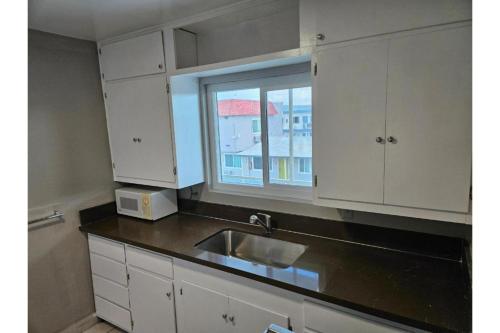 廚房, 旅行套房酒店 (Travel Inn and Suites) in 里奇克萊斯特 廚房, 旅行套房酒店 (Travel Inn and Suites) in 里奇克萊斯特