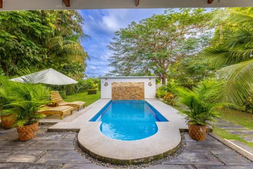 Villa Tenga Paz By Vacation Pura Vida in 埃斯特里約斯埃斯特 Villa Tenga Paz By Vacation Pura Vida in 埃斯特里約斯埃斯特