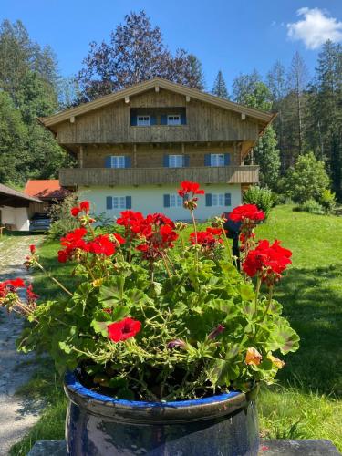 Chalet am kleinen See in Benediktbeuern Chalet am kleinen See in Benediktbeuern