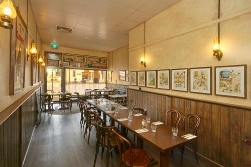 Restoran, Shamrock Hotel Kyneton in Daylesford dan Macedon Ranges Restoran, Shamrock Hotel Kyneton in Daylesford dan Macedon Ranges