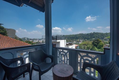 balkon/taras, Ceyloni Lake Residency in Kandy balkon/taras, Ceyloni Lake Residency in Kandy