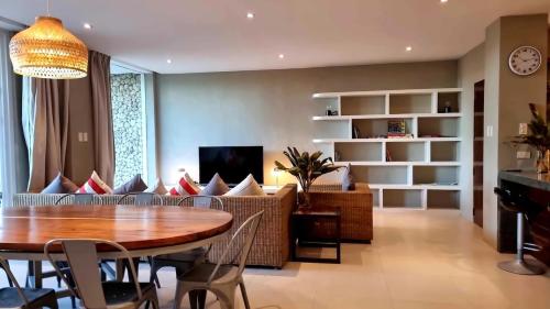 Kalamansi Villas - Large 3 Bedroom Apartment in Diniwid Kalamansi Villas - Large 3 Bedroom Apartment in Diniwid