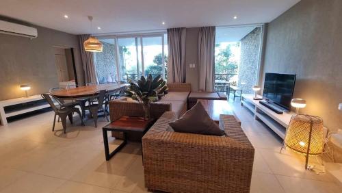 Kalamansi Villas - Large 3 Bedroom Apartment in Diniwid Kalamansi Villas - Large 3 Bedroom Apartment in Diniwid