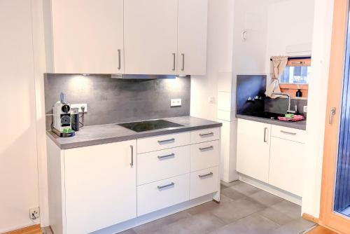 مطبخ, Zentrales Apartment mit Balkon direkt am Wanderweg - Alpenperle Tegernsee in Tegernsee مطبخ, Zentrales Apartment mit Balkon direkt am Wanderweg - Alpenperle Tegernsee in Tegernsee