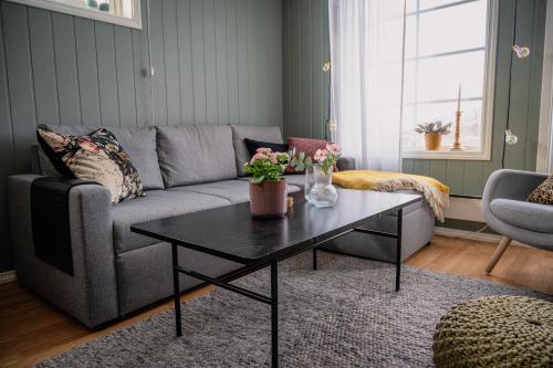 Vendégszoba, Koselig hjem sentralt på Storslett (Koselig hjem sentralt pa Storslett) in Storslett Vendégszoba, Koselig hjem sentralt på Storslett (Koselig hjem sentralt pa Storslett) in Storslett