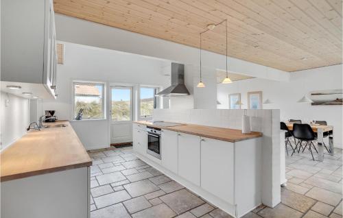 Kitchen, Holiday Home Plantagevej Ringkøbing Xii in Ringkobing Kitchen, Holiday Home Plantagevej Ringkøbing Xii in Ringkobing