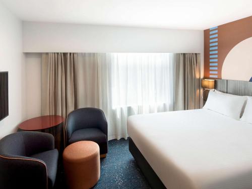 Guestroom, ibis Styles Sydney Central in Sydney Guestroom, ibis Styles Sydney Central in Sydney