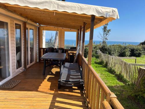 Terraza/balcón, Mobilhomes Quiberon Camping Conguel - Bord de Mer in Quiberon Terraza/balcón, Mobilhomes Quiberon Camping Conguel - Bord de Mer in Quiberon