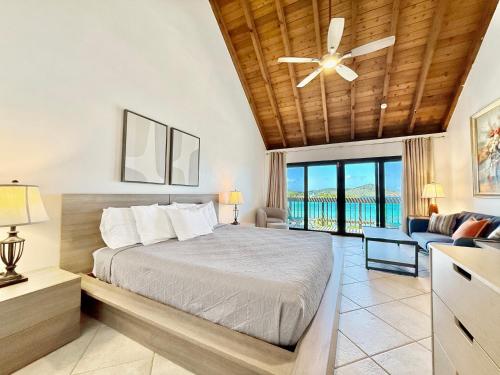 Sapphire Beachfront Renovated Villa 1200 SF! - Free Wi-Fi in Red Hook Sapphire Beachfront Renovated Villa 1200 SF! - Free Wi-Fi in Red Hook