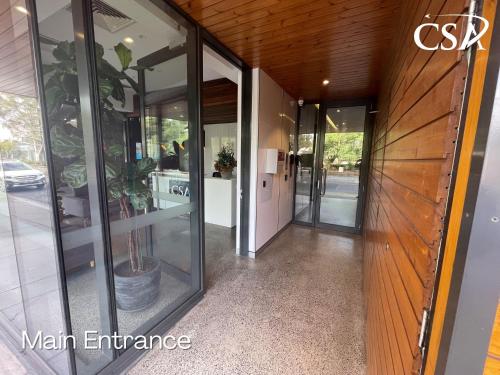 Entrance, Camberwell Serviced Apartments in Hawthorn Entrance, Camberwell Serviced Apartments in Hawthorn